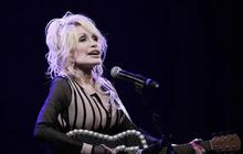 Dikira Meninggal karena Foto AI, Dolly Parton Klarifikasi Kondisinya