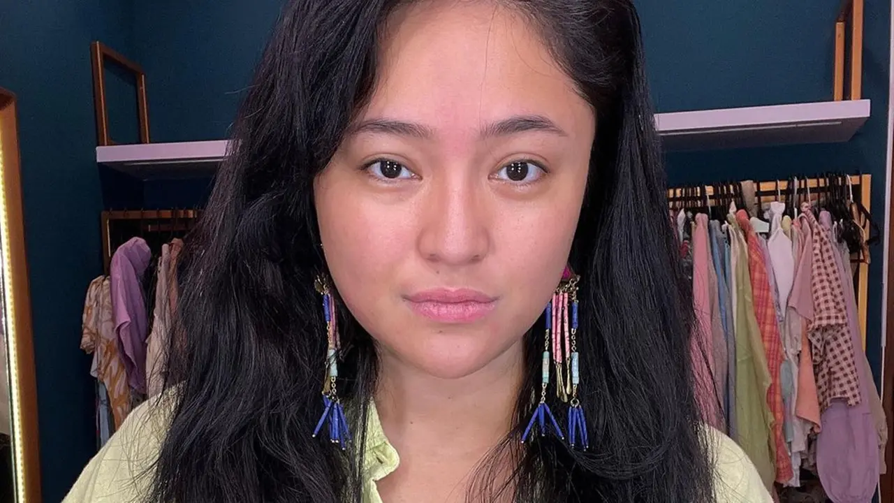 Potret Marshanda Tampil Apa Adanya Tanpa Makeup, Tuai Pujian