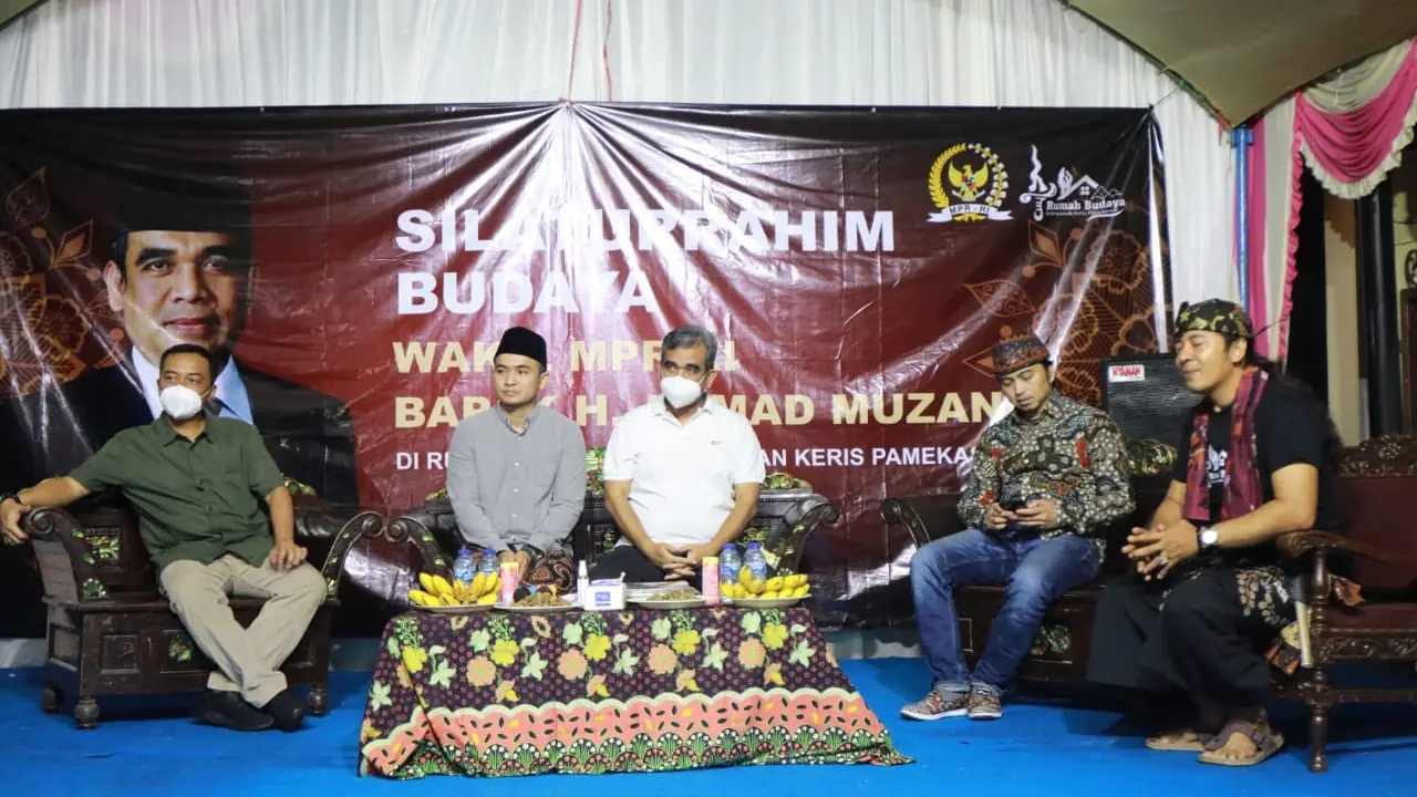 Sekjen Partai Gerindra, Ahmad Muzani, menyampaikan Pesan Ketua Umum Prabowo Subianto soal pentingnya silaturahmi partai politik kepada seluruh elemen bangsa (Istimewa)