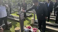 Tabur Bunga di TMP Kalibata, Wagub Rano Karno: Kita Berjuang Bangun Jakarta