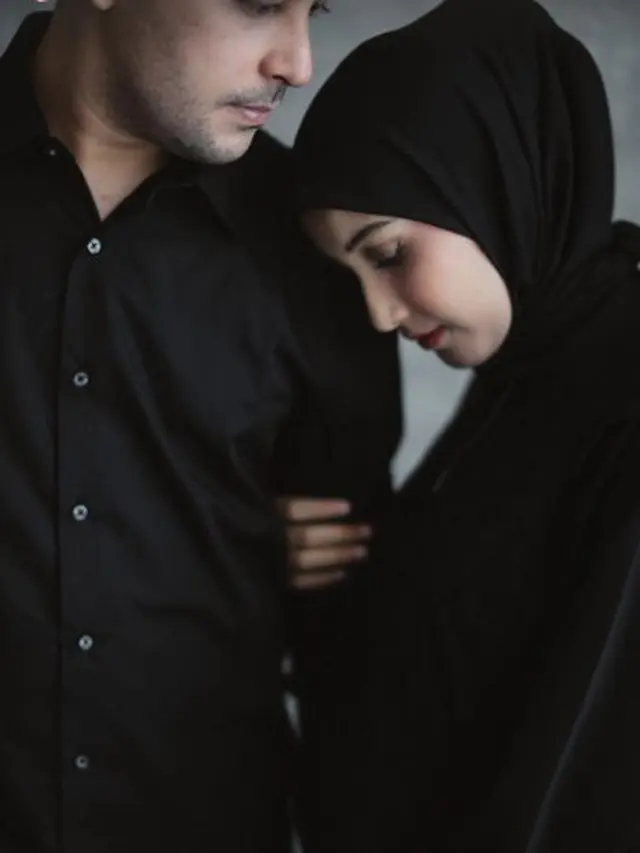 Hamil Anak Pertama, Ini 5 Potret Maternity Shoot Istri Riza Shahab