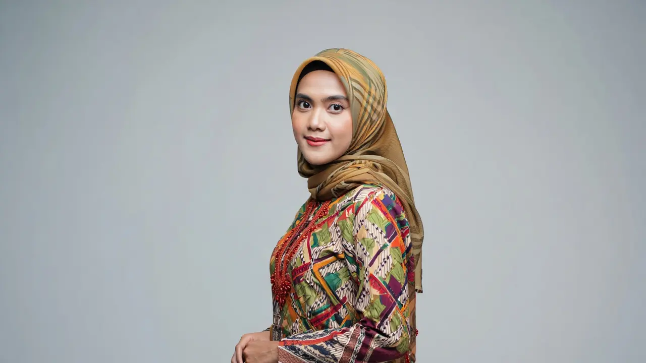 Model Baju Batik untuk Kerja Wanita Muslimah/Ilustrasi gambar oleh AI