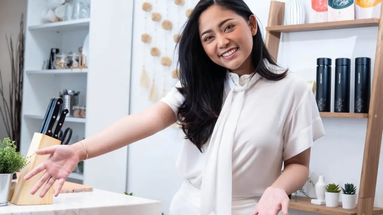 Kolaborasi Influencer Rachel Vennya dengan Katering Makanan Sehat Pertama di Indonesia