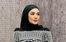 Pulang Umrah, ini 10 Potret Terbaru Nindy Ayunda Pakai Hijab Bikin Kaget Rekan Seleb: Cantik Amat!