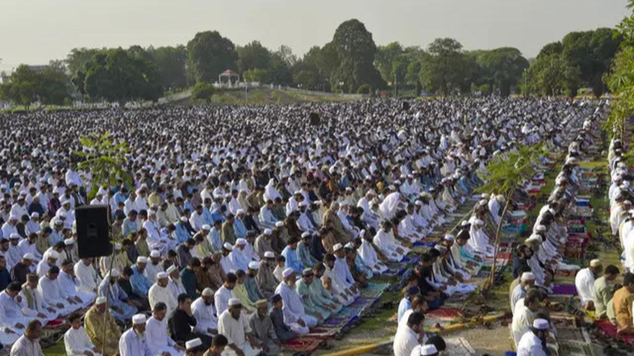 Bolehkah Perempuan Haid Ikut Menghadiri Sholat Idul Fitri di Lapangan?