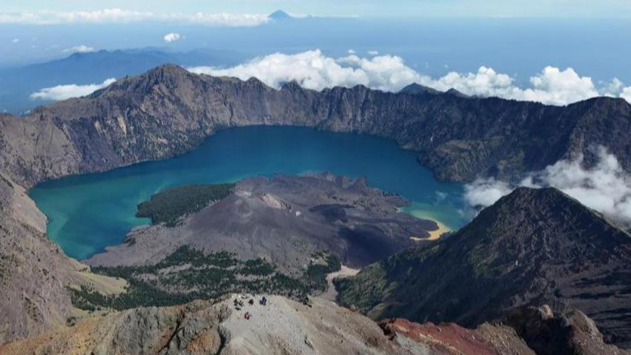 5 Doa yang Wajib Dibaca Pendaki Gunung Agar Selamat dari Marabahaya