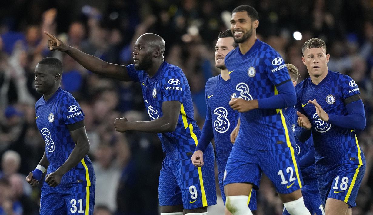 Chelsea sukses memenangkan pertandingan putaran ketiga Carabao Cup 2021/2022 setelah mendapatkan perlawanan sengit dari Aston Villa. Pertandingan ditentukan lewat babak adu penalti setelah kedua kubu memiliki skor imbang di waktu normal. (AP/Frank Augstein)