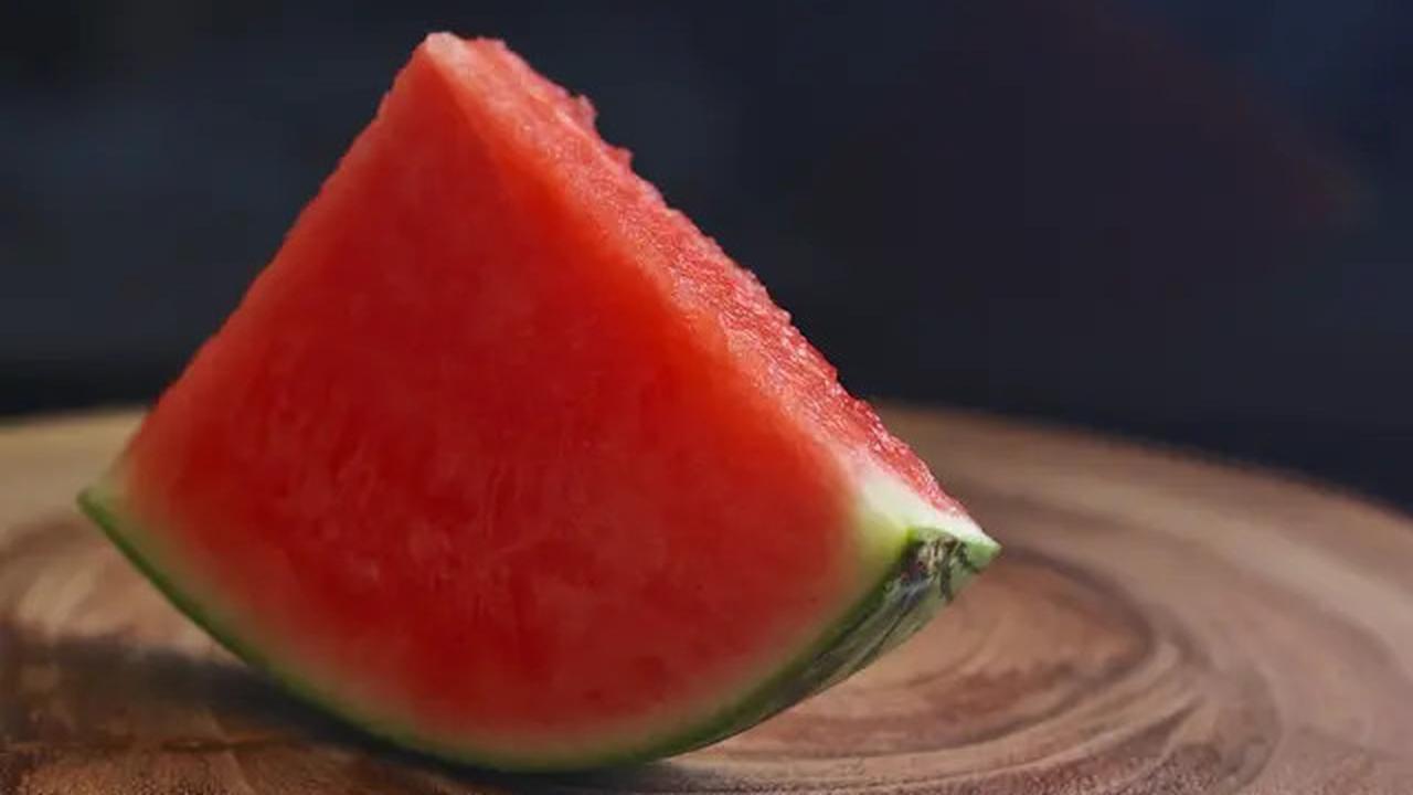10 Buah yang Dianjurkan Dimakan saat Sahur, Bikin Tubuh Tetap Bugar Selama Puasa