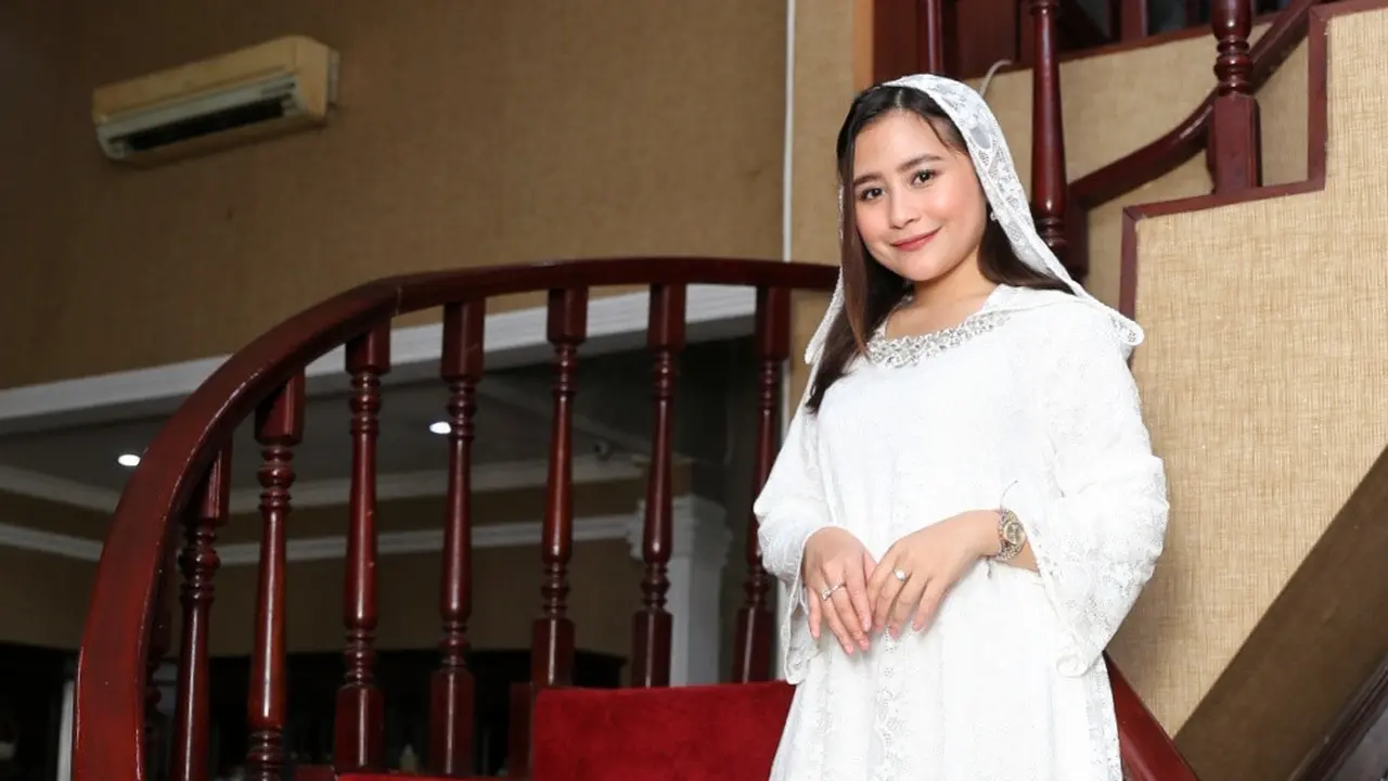 [Fimela] Prilly Latuconsina