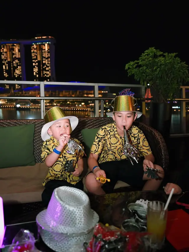 Gaya Mentereng Anak-Anak Raffi Ahmad dan Nagita Slavina Rayakan Pergantian Tahun, Kenakan Outfit dari Versace sebagai Seragam Tahun Baru