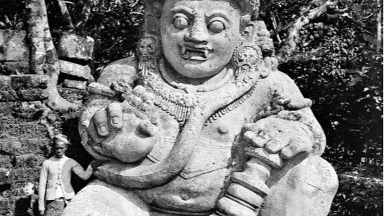Misteri Dibalik Penemuan Candi Singosari oleh Raffles yang Ternyata Menyimpan Banyak Kejutan!