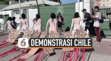 Berbagai cara demonstrasi dilakukan di Chile, demi mengungkap tewasnya puluhan warga dalam unjuk rasa di Santiago. Salah satunya dengan bedemo dengan kondisi badan bugil.
