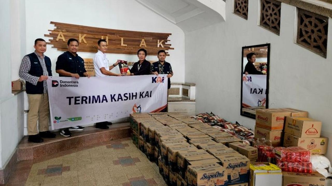 KAI Peduli Bencana: Salurkan Bantuan Kemanusiaan ke Korban Banjir di Sumatera Utara, Aceh, dan Sumatera Barat