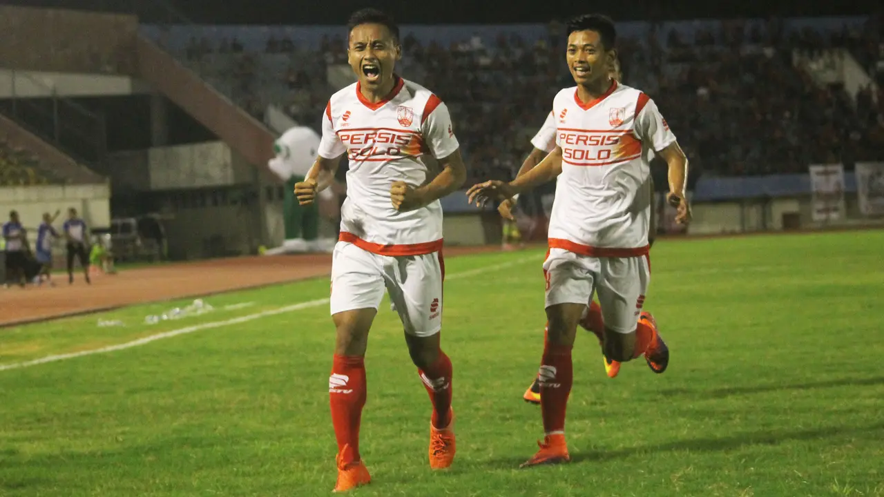 Persis Solo