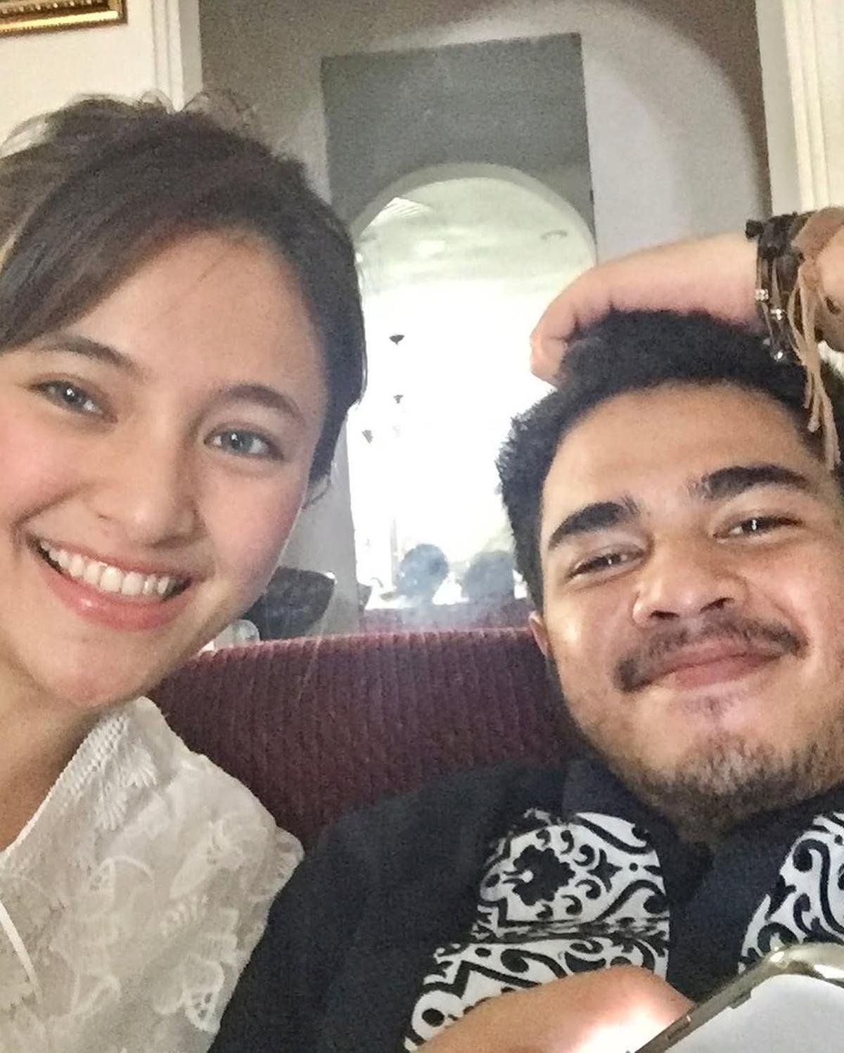 8 Potret Marshanda Bareng Adik Lelakinya dari Waktu Ke Waktu, Salfok Wajah Gak Banyak Berubah