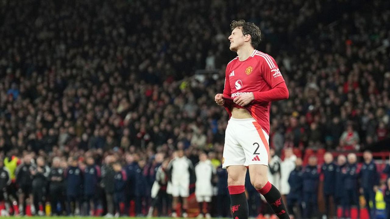 Victor Lindelof Putuskan Tinggalkan Old Trafford, MU Siapkan Opsi Pengganti