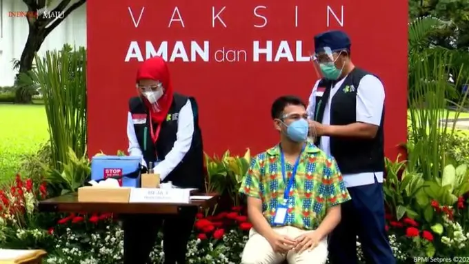 Raffi Ahmad suntik vaksin Covid-19 tahap dua/dok. BPMI Setpres