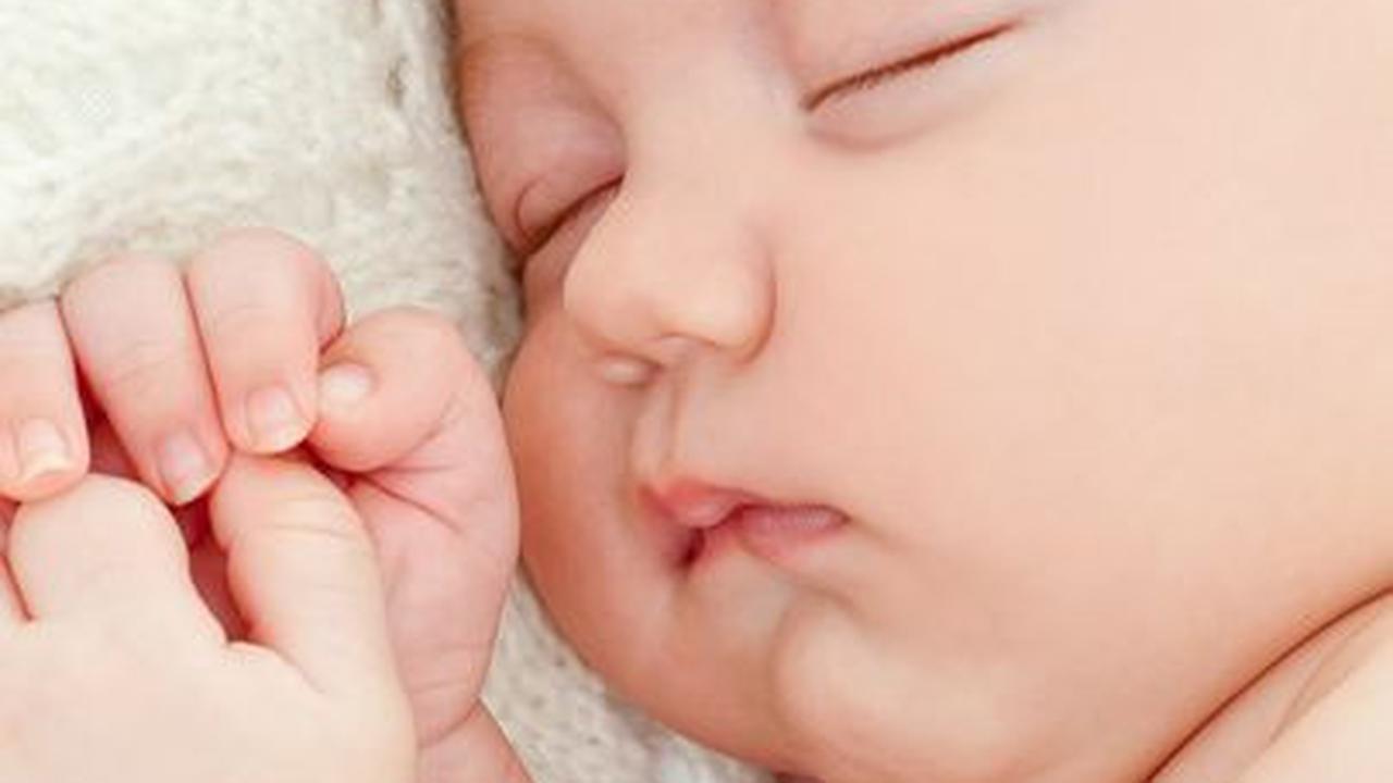 50 Nama Bayi Perempuan dalam Al-Quran 3 Kata yang Punya Arti Indah & Cantik