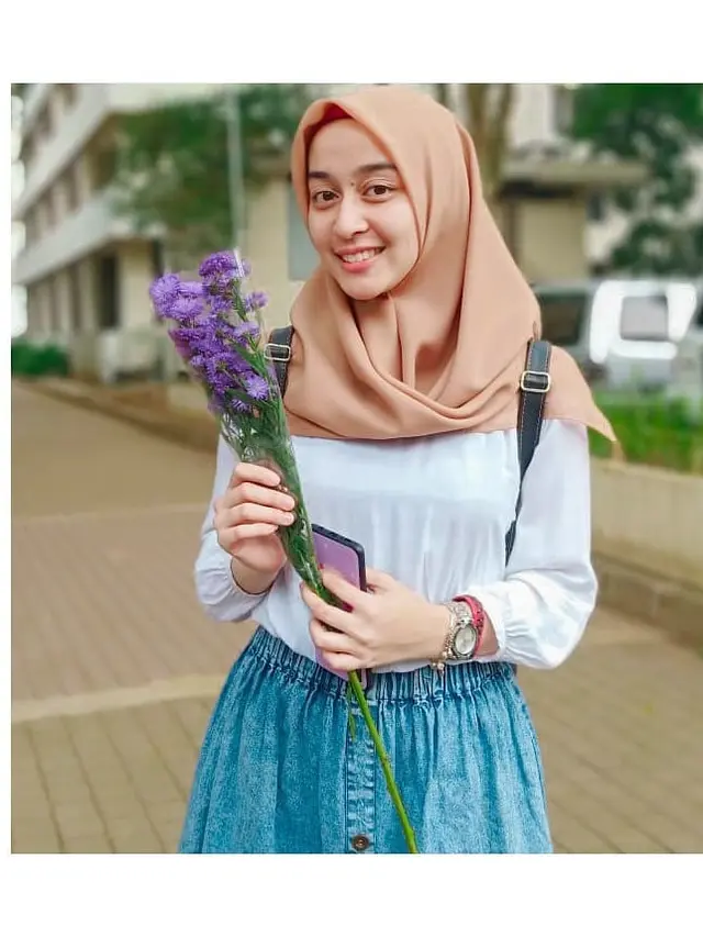 Potret Maya Nabila Mahasiswi S3 Termuda ITB. (Sumber: Instagram/mayanabila_)