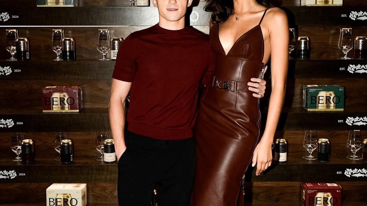 Tom Holland dan Zendaya Resmi Bertunangan