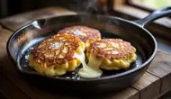 Resep Pancake Kentang Keju Renyah yang Lumer di Dalam