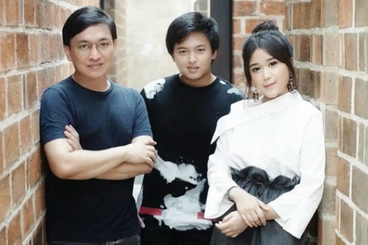 [Bintang] Ini Judul Single Duet Arsy Widianto dan Bianca Jodie