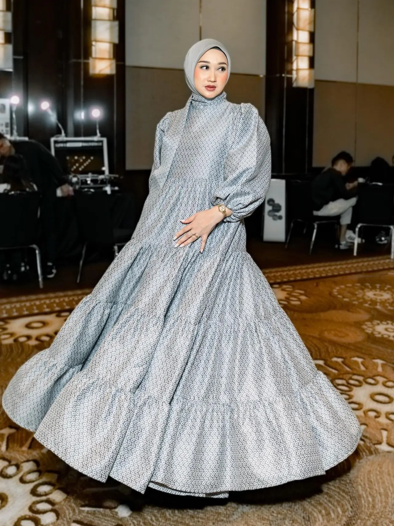 Allyssa Hawadi Gandeng Dian Pelangi untuk Tren Fashion Ramadan 2024 ...