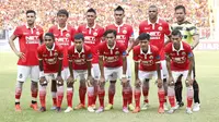 Tim Persija Jakarta saat berlaga pada Trofeo Persija di Stadion Utama Gelora Bung Karno, Jakarta, (9/4/2016). (Bola.com/Nicklas Hanoatubun)