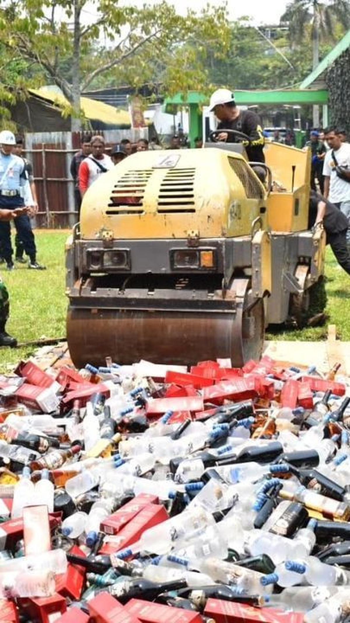 Selain itu juga sekaligus untuk mengantisipasi adanya kehilangan dan penyalahgunaan barang bukti oleh oknum aparat dari Oditurat maupun Polisi Militer.