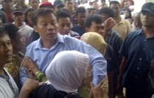 Vonis hakim lebih berat, pemotong bambu batal bakar keranda