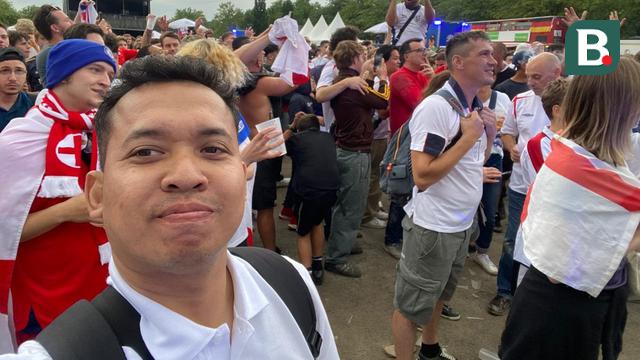Bola.com di antara penggemar Inggris yang hadir di Fan Zone