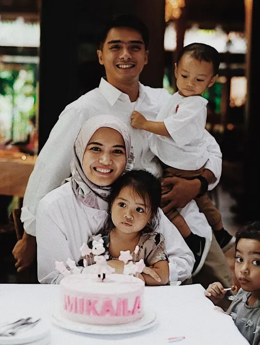 (Instagram/rickyharun)