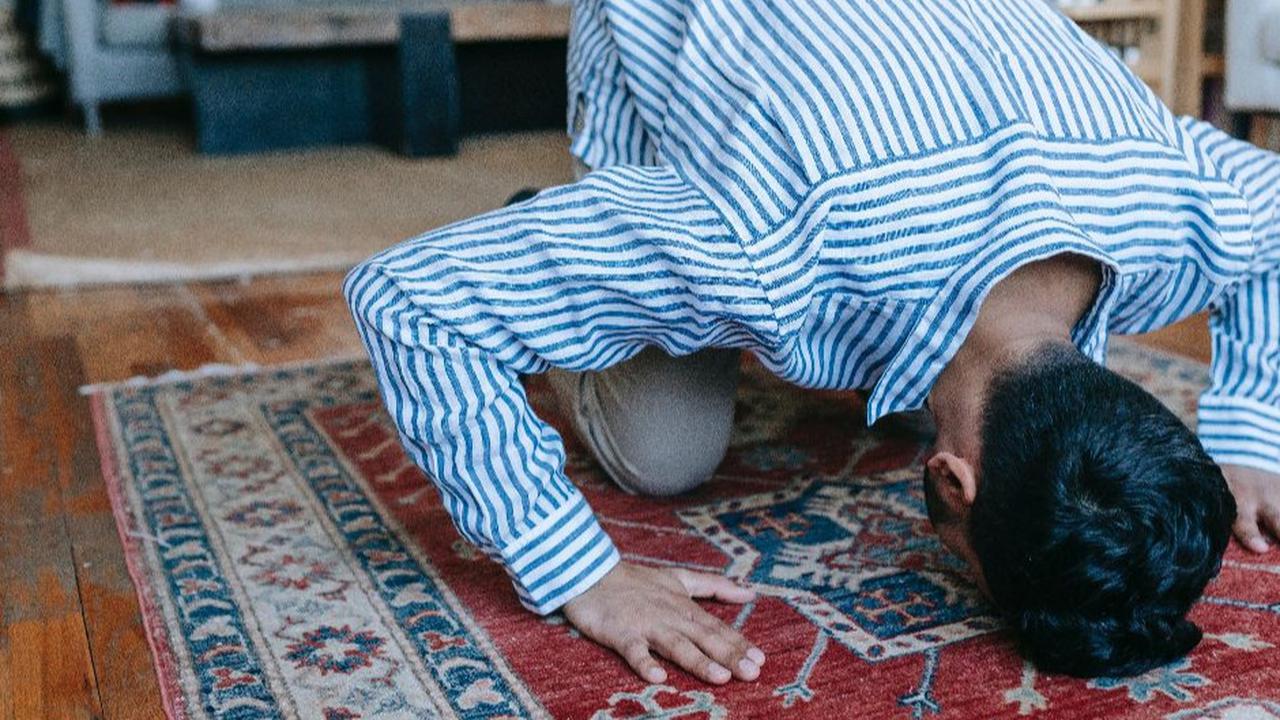 Manfaat Sholat Tahajud