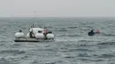 <p>Dikutip dari New York Post pada Selasa, 20 Juni 2023, penjaga pantai mengatakan pada Senin bahwa operator kapal selam tersebut, OceanGate Expeditions, memberi tahu mereka bahwa kapal yang hilang itu dapat menyediakan pasokan oksigen bagi lima penumpangnya selama sekitar empat hari sebelum akhirnya habis. (Action Aviation via AP)</p>