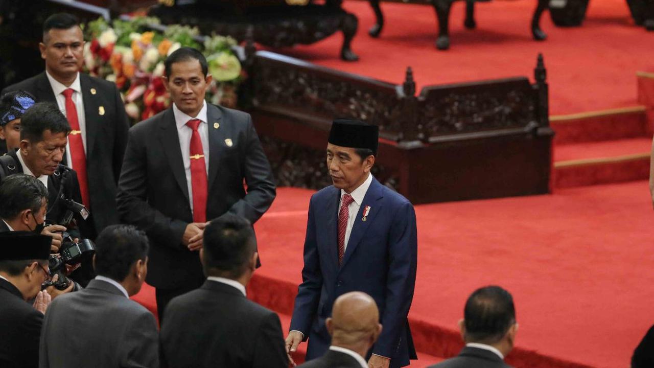 Presiden Joko Widodo (Jokowi) memprediksi pertumbuhan ekonomi pada tahun 2024 akan berada pada kisaran 5,2 persen.