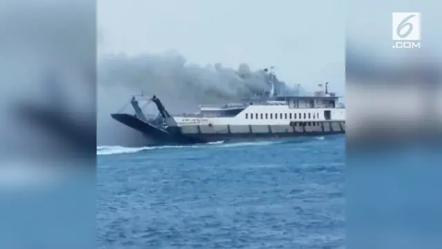 Kapal KMP Labrita Adinda, yang berlayar dari Pelabuhan Gilimanuk, Bali, menuju Pelabuhan Ketapang, Banyuwangi, Jawa Timur, terbakar.