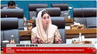 RDP Komisi VII DPR Soroti Ketiadaan Standar Galon Guna Ulang AMDK: Anak Berisiko Telan Bahan Kimia