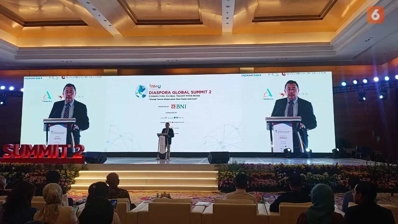 Presiden Indonesian Diaspora Network-United (IDN-U) Prof. Herry Utomo pada Selasa (12/8/2025) di JS Luwansa Hotel Jakarta mengatakan, lebih dari 100 pembicara nasional dan internasional hadir di Diaspora Global Summit 2 (Dok. Liputan6.com/Teddy Tri Setio)