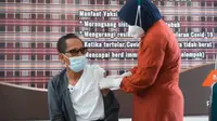 Jalani Vaksinasi Covid-19, Wabup Polman Harap Semua Lansia Bisa Divaksin
