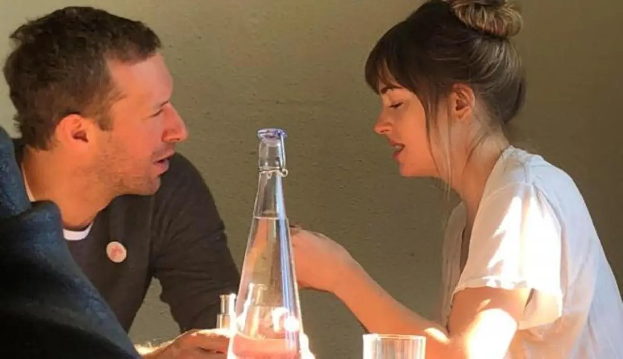 Keduanya bahkan perg maan malam bersama dan bergabung dengan teman-teman mereka. (The Evening Times)