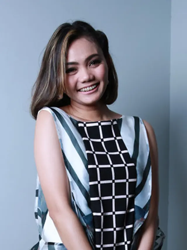 [Bintang] Eksklusif Rina Nose