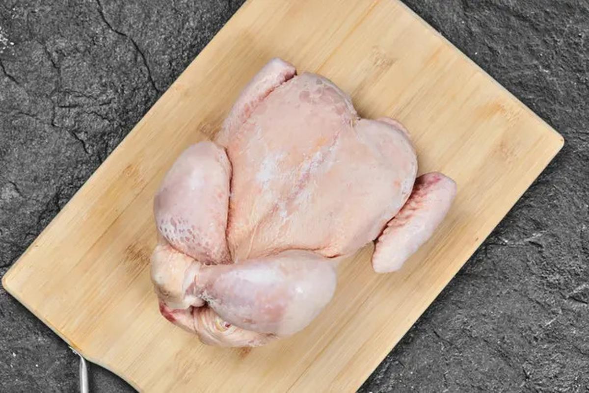 4 Cara Simpel Menyimpan Daging Ayam Tetap Segar Setidaknya Selama Seminggu