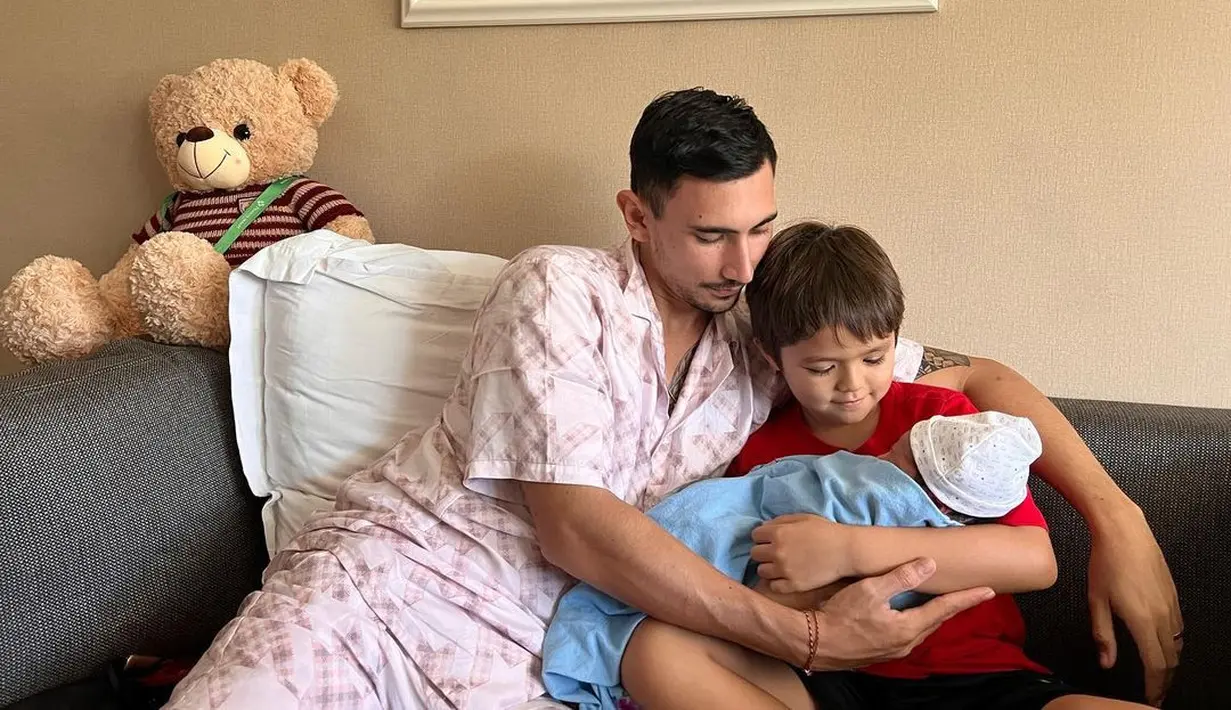 <p>Jessica Iskandar melahirkan  (Instagram/alexanderbarackel)</p>