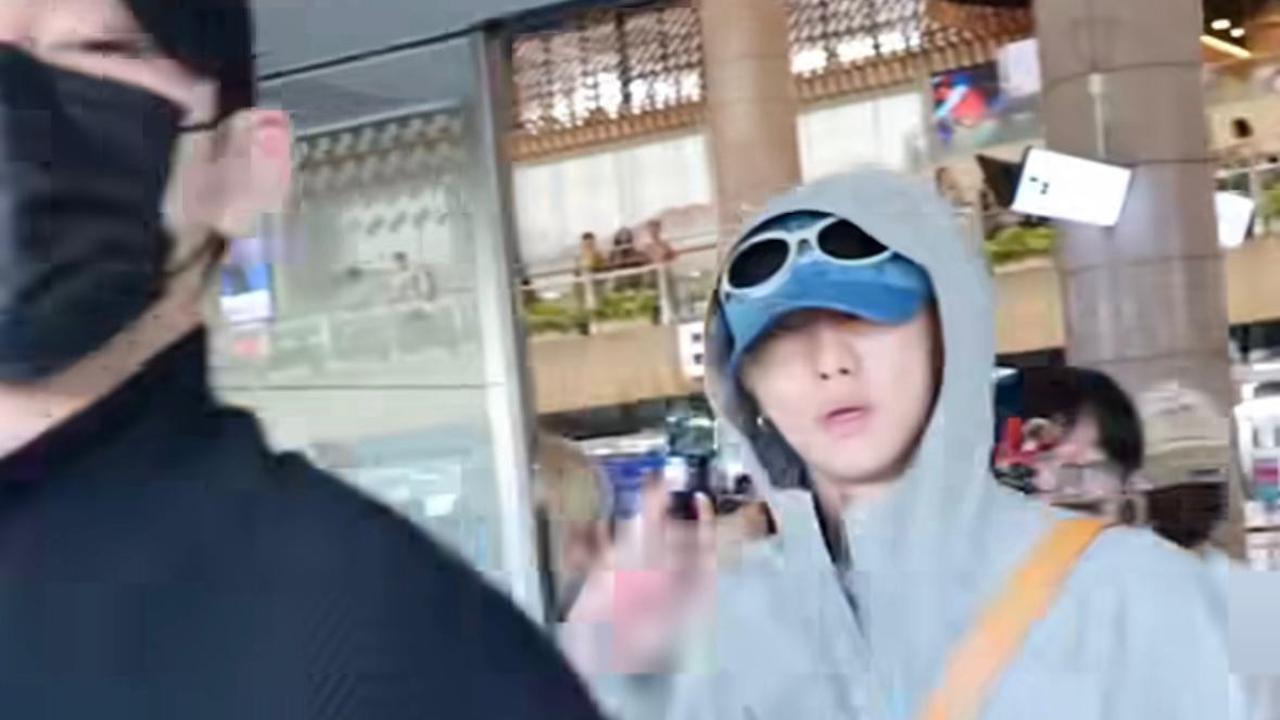 9 Gaya Airport SEVENTEEN yang Skena Banget, Tiap Membernya Punya Signature Look