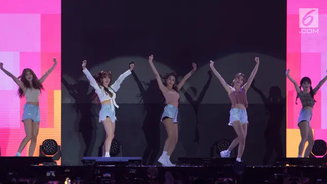 Goyang AOA Bikin Panas Penutupan Asian Para Games 2018