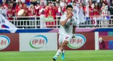 Pemain Timnas U-23 Indonesia, Pratama Arhan melakukan selebrasi usai mencetak gol kemenangan dalam adu penalti pada laga perempat final Piala Asia U-23 2024 melawan Korea Selatan U-23 di Stadion Abdullah bin Nasser bin Khalifa, Qatar, Jumat (26/04/2024) WIB.  (dokumen PSSI)