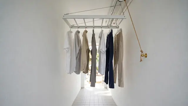 Desain lorong dijadikan tempat cuci kering (Generated with AI)