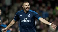 Penyerang Real Madrid, Karim Benzema turut menyumbangkan satu gol untuk kemenangan Timnya di kandang Granada pada lanjutan La Liga Spanyol pekan ke-23. (AFP/Jorge Guerrero)