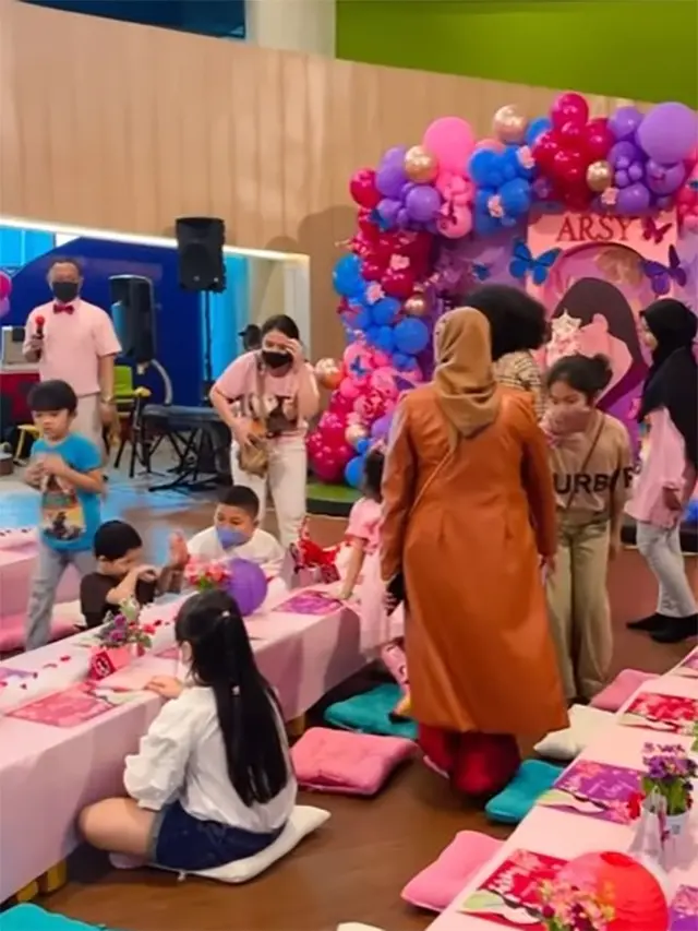 [Fimela] Ultah Arsy ke-7