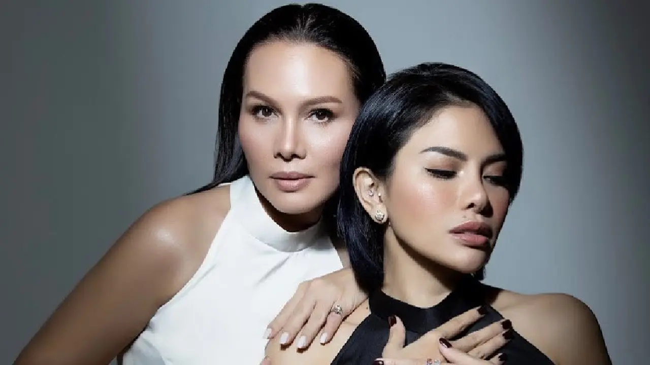 Potret Kedekatan Nikita Mirzani dan Fitri Salhuteru